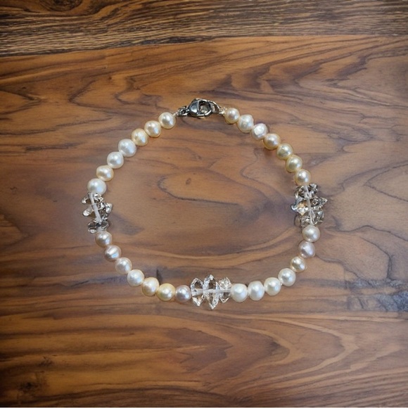 Hand Made Diamond Freshwater Pearl Bracelet - Picture 6 of 7